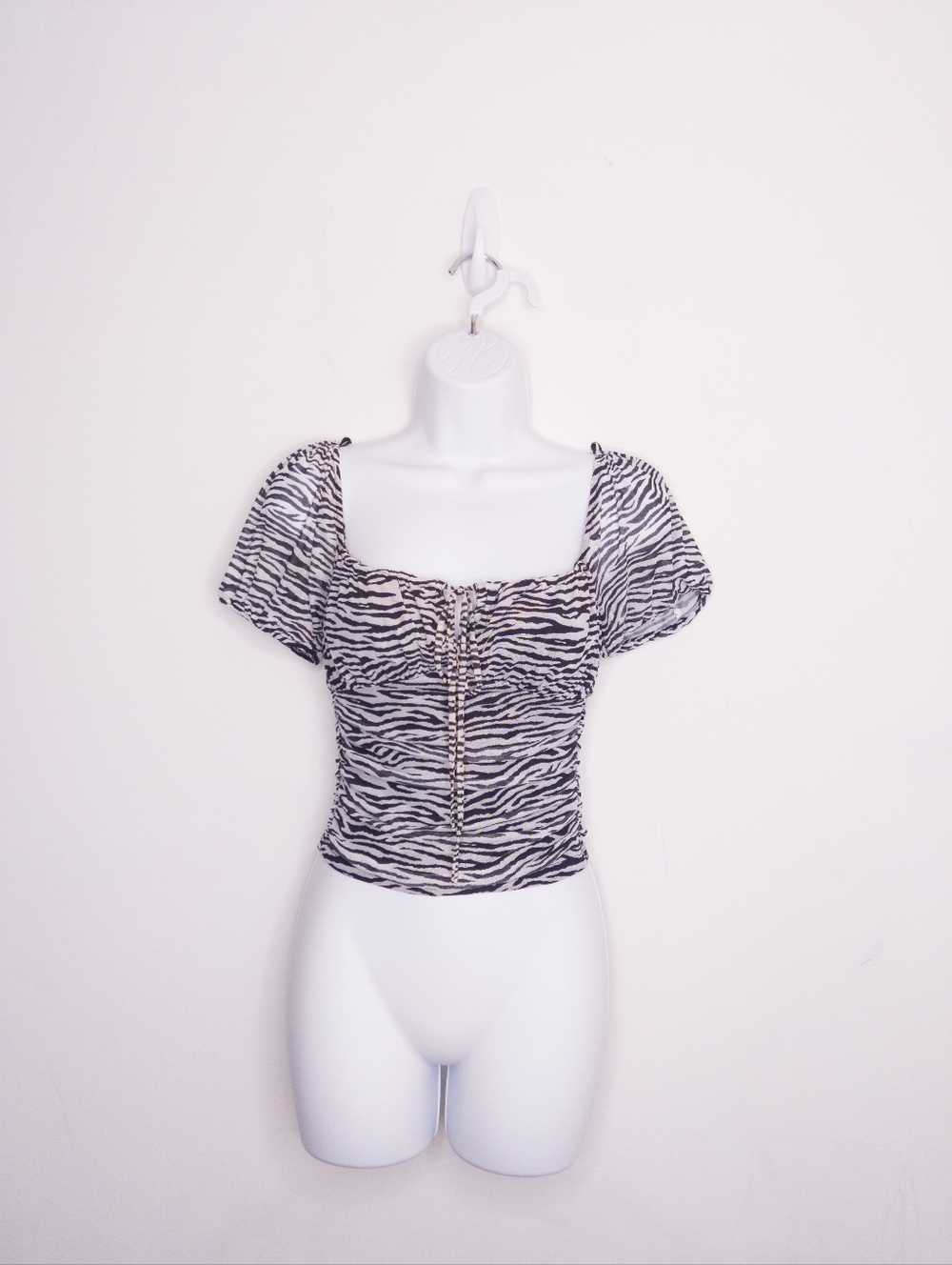 Elodie Zebra Print Crop Top Women's Size Extra Small Puff Sleeves Black & White